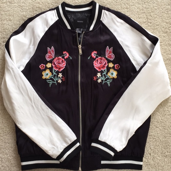 💗SOLD💗 Floral Print Satin Bomber Jacket - Picture 7 of 8